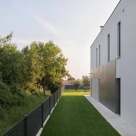 Villa Luxury Aria Liznjan In Istria With Heated Pool